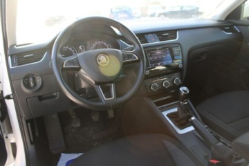 Skoda Octavia III Kombi Facelifting 1.6 TDI 115KM 2020 Škoda Octavia Skoda Octavia Ambition DSG F-Vat, zdjęcie 14