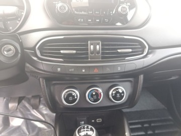 Fiat Tipo II Sedan Facelifting 1.0 T3 Turbo 100KM 2022 Fiat Tipo 1.0 T3 II (2016-) FIAT TIPO 1.0 T3, zdjęcie 36