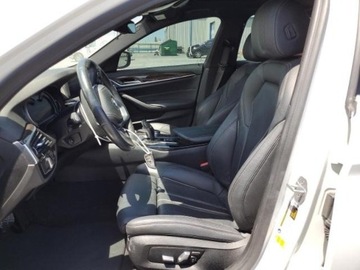 BMW Seria 5 G30-G31 2019 BMW Seria 5 BMW 530i Sedan, od ubezpieczalni 2.0 Benzyna 248KM, zdjęcie 8