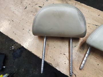 SKODA SUPERB I PODHLAVNÍKY KŮŽE