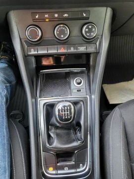 Skoda Karoq Crossover 1.6 TDI 115KM 2017 Škoda Karoq Skoda Karoq 1.6 TDI 115 KM 100%, zdjęcie 22