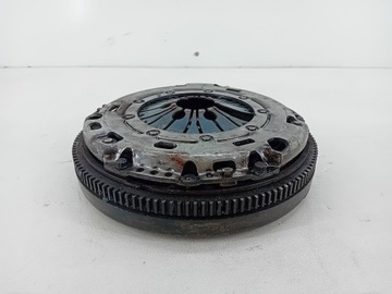 KOLO DVOUHMOTNÉ KOMPLETNÍ VW CADDY III 1.9 TDI 03G141031Q