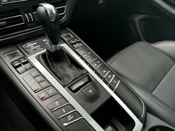 Porsche Macan SUV Facelifting 2.9 V6 Turbo 440KM 2019 Porsche Macan Turbo 440KM. Bezwypadkowy. Bose., zdjęcie 26