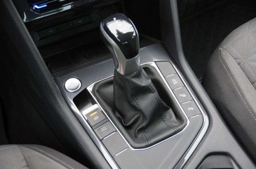 Volkswagen Tiguan II SUV Facelifting 2.0 TDI 150KM 2022 Volkswagen Tiguan 2.0 TDI CR 150 KM DSG, Kamera, Virtual, Salon PL, FV23,, zdjęcie 16