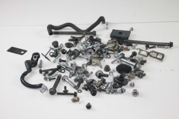 HONDA VT 600 SHADOW PC21 ŚRUBY ZESTAW ŚRUB