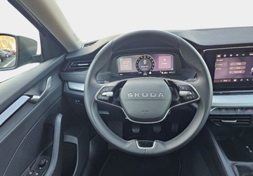 Skoda Octavia IV 2025 Skoda Octavia GRATIS pakiet serwisowy- czujniki i kamera - Virtual Cockpit, zdjęcie 12