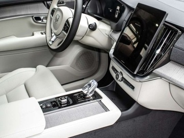 Volvo XC90 II 2025 VOLVO XC90 B5 AWD Ultra Dark 7os Suv 2.0(244KM) 2025, zdjęcie 13