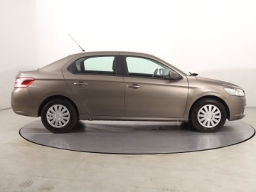 Peugeot 301 Sedan 1.2 VTi 72KM 2014 Peugeot 301 1.2 VTi, Salon Polska, Klima, zdjęcie 5