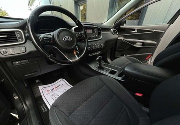 Kia Sorento III SUV 2.2 CRDi 200KM 2017 Kia Sorento 2.2 CRDI automat 4x4 bezwypadkowa zarejestrowana 7 osobowa, zdjęcie 18
