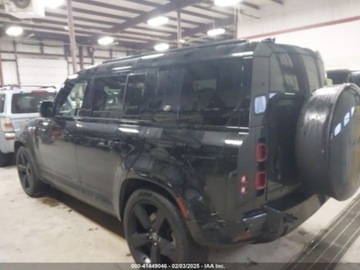 Land Rover Defender IV (L663) 2022 Land Rover Defender 110 X-Dynamic Se 2022 3.0l 3.0 Benzyna 395KM, zdjęcie 4