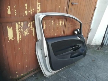 DVEŘE KOMPLETNÍ PŘEDNÍ LEVÉ OPEL CORSA D 2006-2011 Z157 3D