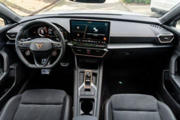 Cupra Leon II Hatchback Facelifting 1.5 eTSI MHEV 150KM 2025 Cupra Leon 1.5 eTSI 150 KM DSG, zdjęcie 19