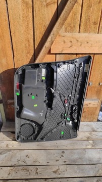 TAPICERKA BOCZEK PRAWY PRZÓD PRZEDNI VOLKSWAGEN T-ROC 2GA867012C