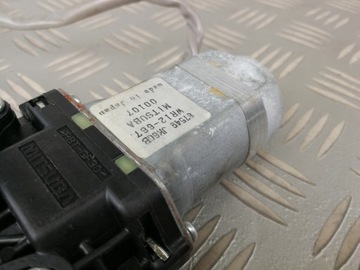 87549JK60B MOTOREK REGULACE SEDADLA SPOLUJEZDCE PŘEDNÍ PRAVÝ INFINITI G37