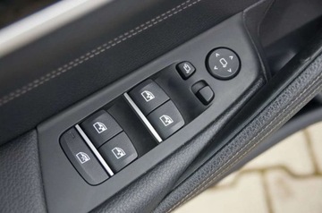 BMW Seria 5 G30-G31 Touring 520d 190KM 2018 BMW Seria 5 2.0 Diesel 190 KM, 4x4, Navi, Kamera, Polskora, LED, GWARANCJA, zdjęcie 28