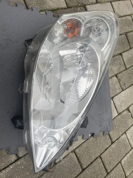 REFLEKTOR PRAWY PEUGEOT PARTNER III EU