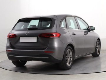 Mercedes Klasa B W247 Sports Tourer 1.3 B180  136KM 2019 Mercedes B B 180, Salon Polska, Automat, Skóra, zdjęcie 4