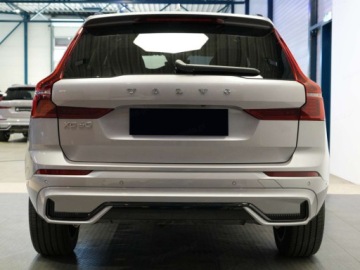 Volvo XC60 II 2026 VOLVO XC60 B5 AWD Ultra Dark Suv 2.0 (250 KM) 2026, zdjęcie 2