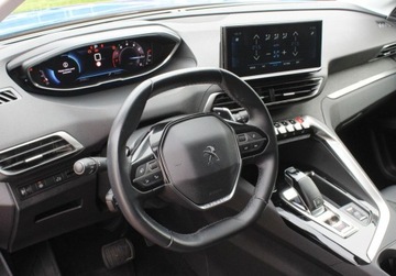 Peugeot 3008 II Crossover Facelifting  1.2 PureTech 130KM 2022 Peugeot 3008 Allure Pack EAT8 z Gwarancja Od RiA 1.2 Benzyna 130KM, zdjęcie 1