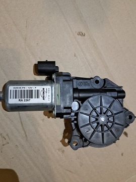 ALFA ROMEO 159 MOTOREK OKNO LEVÝ PŘEDNÍ RA2267 D2936.P8