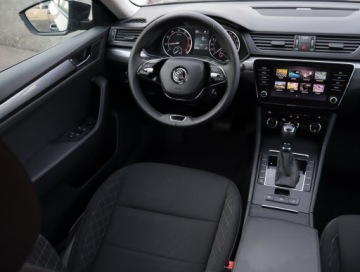 Skoda Superb III Kombi Facelifting 1.5 TSI 150KM 2020 Skoda Superb 1.5 TSI, Salon Polska, Automat, zdjęcie 6