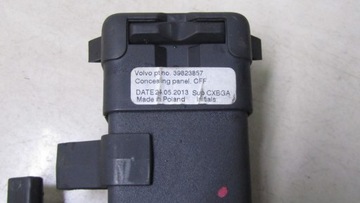 VOLVO XC60 ШТОРКА БАГАЖНИКА 08-13 44