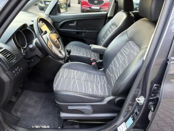 Kia Venga 2015 Kia Venga 1.6 CRDI 115 KM Kamera cofania, zdjęcie 9