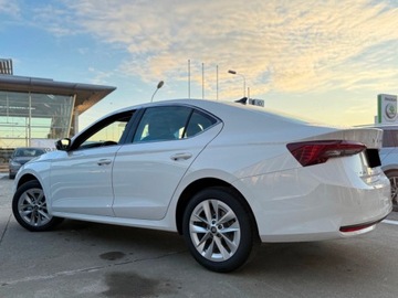 Skoda Octavia IV Liftback 1.5 TSI EVO 150KM 2025 Octavia Edition 130 Selection 1.5 TSI mHEV DSG 150KM 2025, zdjęcie 2