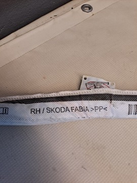 ШТОРКА ПРАВАЯ SKODA FABIA III 6V0880742B