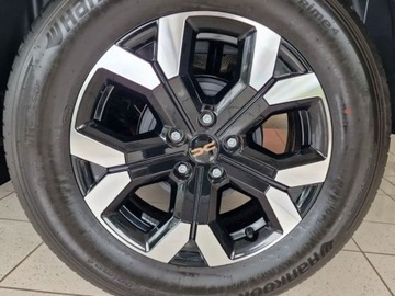 Dacia Duster II SUV Facelifting 1.0 TCe ECO-G 100KM 2025 Od ręki - Extreme LPG 1.0 Tce 100KM / Pakiet Zimowy, zdjęcie 9