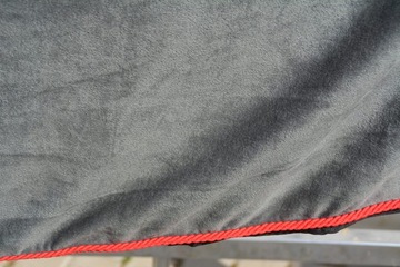 DERKA PRZECIW OWADOM 145CM