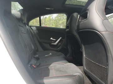 Mercedes CLA C118/X118 2022 Mercedes-Benz CLA 250 4Matic 2022 2.0l 2.0 Benzyna 221KM, zdjęcie 2