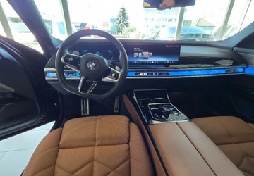BMW Seria 7 G70 2023 BMW Seria 7 Salon Polska Radary automatyczne drzwi wszystkie pakiety Mpro, zdjęcie 8