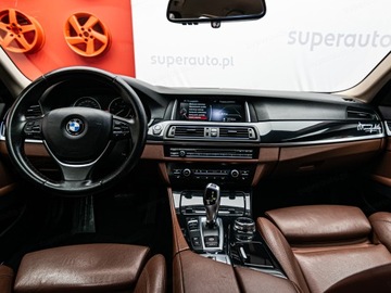 BMW Seria 5 F10-F11 Touring Facelifting 520d 190KM 2015 BMW Seria 5 520d xDrive Combi 2.0 190KM 2015, zdjęcie 10