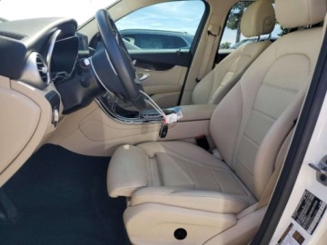 Mercedes GLC C254/X254 2022 Mercedes-Benz GLC 300 2022 2.0 Benzyna 255KM, zdjęcie 7