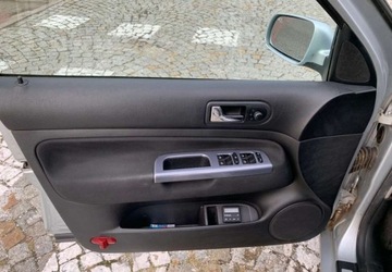 Volkswagen Golf V 2004 Volkswagen Golf Volkswagen Golf IV 1.9 TDI Comfortline Tiptr 1.9 Diesel, zdjęcie 27