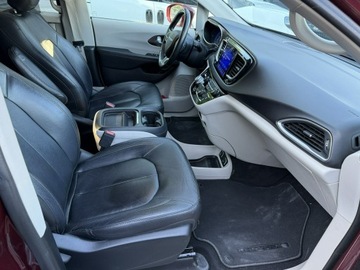 Chrysler Pacifica II 3.6 V6 291KM 2017 Chrysler Pacifica INSTALACJA GAZOWA, zdjęcie 25