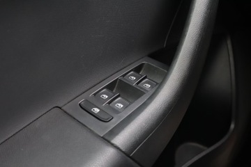 Skoda Rapid II Spaceback 1.2 TSI 90KM 2015 Skoda Rapid 1.2 TSI, Salon Polska, 1. Właściciel, zdjęcie 17