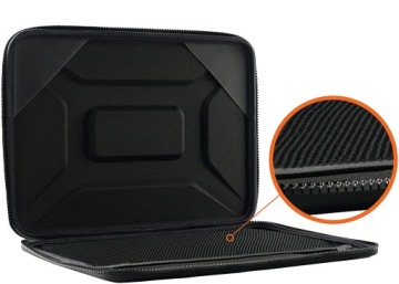 UAG Medium Sleeve - защитный чехол для устройств