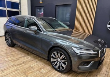 Volvo V60 II  2020 Volvo V60 B4 197KM INSCRIPTION BLIS navi BEZWYPADKOWY automat, zdjęcie 4