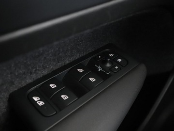 Volvo XC40 Crossover Facelifting 2.0 B3 163KM 2022 Volvo XC 40 FV23% automat B3 mHEV kamera navi LED, zdjęcie 34