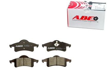 KLOCKI HAMULCOWE JEEP GRAND CHEROKEE II 4.7 V8 4x4
