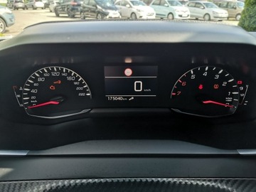 Peugeot 2008 II SUV 1.5 BlueHDi 110KM 2021 Peugeot 2008 1,5 HDI 110KM Klimatr Navi Kamera 360, zdjęcie 12