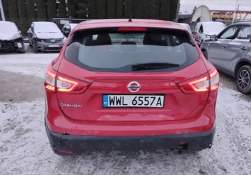 Nissan Qashqai II Crossover 1.6 dCi 130KM 2016 Nissan Qashqai 2016r, SALON POLSKA, 1.6 DCI. Uszkodzony przod i lekko tyl., zdjęcie 18
