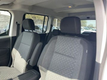 Peugeot Rifter Standard 1.5 BlueHDI 130KM 2024 Peugeot RIFTER GT Automat Podgrzewanie Kamera, zdjęcie 13