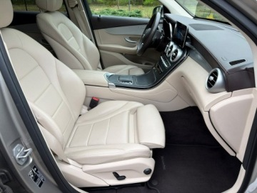 Mercedes GLC C253 Coupe Facelifting 2.0 200d 163KM 2020 Mercedes GLC 200 d Coupe Skóry CarPlay Hak FV23%, zdjęcie 15