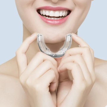 Профессиональная капа для скрежетания зубами, предназначенная для