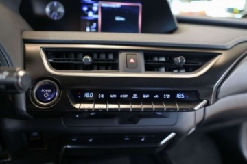 Lexus UX 2021 Lexus UX 250h GPF Business Edition AWD 2.0 Hybryda 152KM, zdjęcie 17