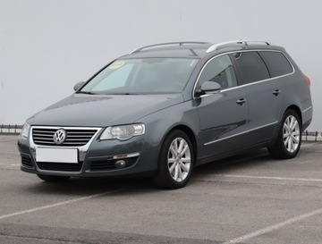 Volkswagen Passat B6 Variant 3.2 V6 FSI 250KM 2009 VW Passat 3.2 FSI, 4X4, DSG, Xenon, Klima, zdjęcie 1
