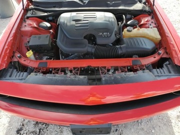 Dodge Challenger III 2016 Dodge Challenger Sxt 2016 3.6l 3.6 Benzyna 305KM, zdjęcie 6